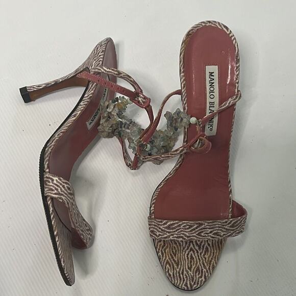 MANOLO BLAHNIK ANKLE BEADS STRAPS SANDALS SIZE 37 - Picture 2 of 8